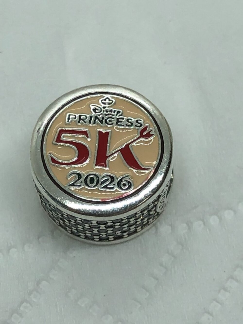 ✨ ✨Pandora RunDisney 2026 Princess 5K Charm - Picture 2 of 4